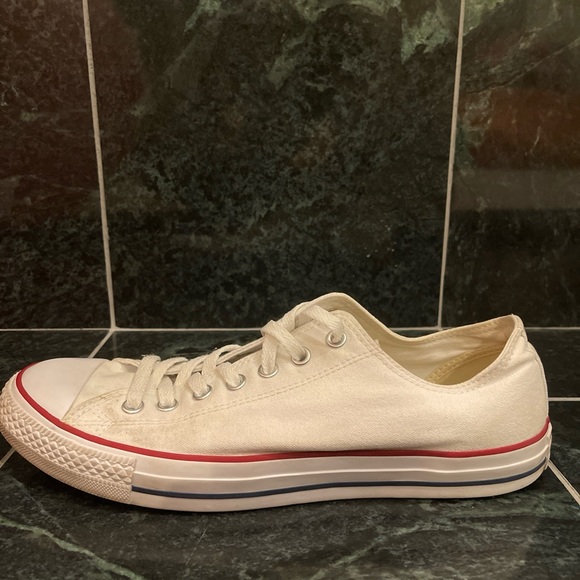 Converse Taylor All Star Canvas Low Top Shoe Men’s Size 10. Good Condition. - Picture 9 of 11